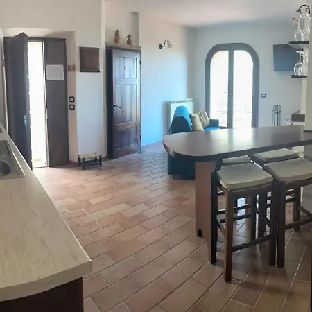 Ermione Appartement *